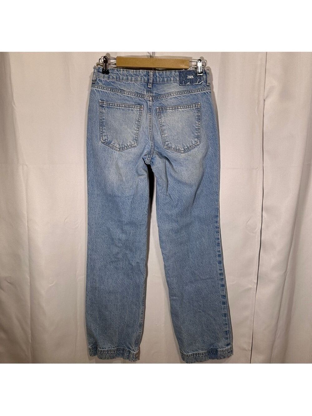 Zara Classic Blue Denim Jeans - Picture 2 of 9